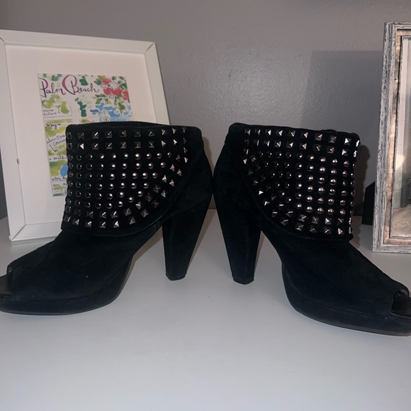 Kenneth Cole Studded Black Peep Toe Ankle Boots - Picture 10 of 14
